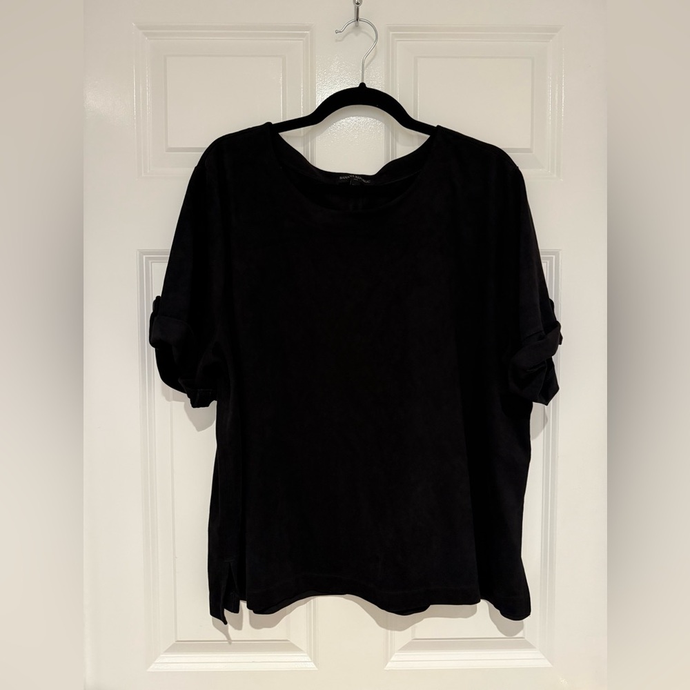Banana Republic Factory faux Suede TShirt with button sleeve, XXL